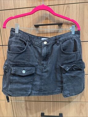Bershka Washed Black Utility Mini Skirt - Distressed Black Heather - USA 8/EUR40